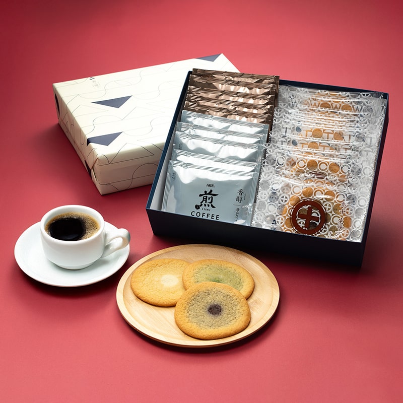 丸十[生]サブレと珈琲セット