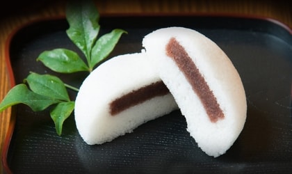 薩摩の郷土菓子「かるかん饅頭」
